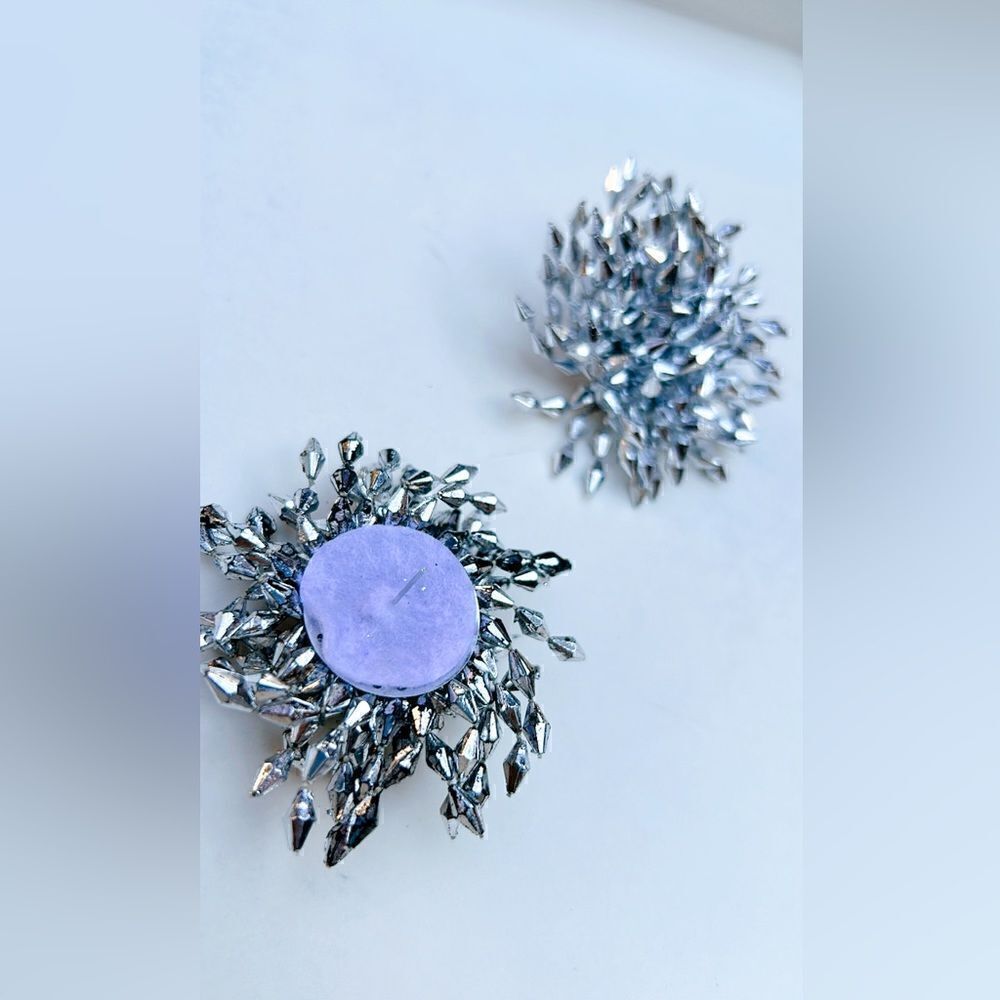 flower statement earrings H41 - Picture 4 of 4